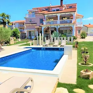  Apartment Engel With Pool Kroatien